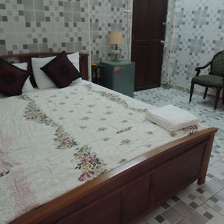 Tan Sinh Huong Hotel Ho Chi Minh City Exterior photo